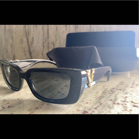 Versace sunglasses main image 3
